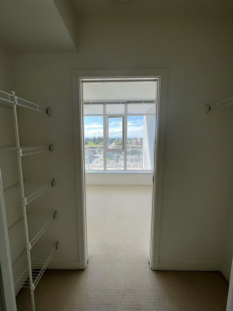 [Richmond] Furnished 1-Bed High-Rise Apartment63346266767491122
