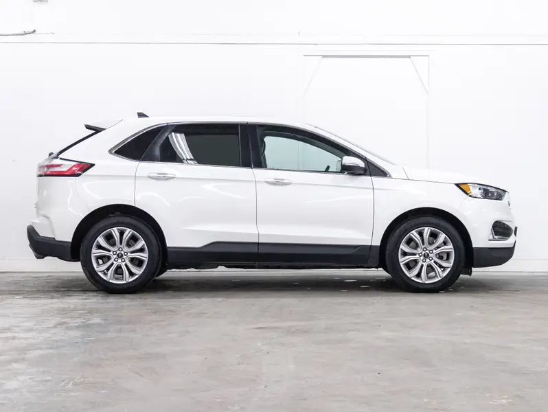 2023 Ford Edge64500812367747120