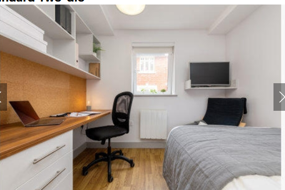 Collegiate St James Street64610352459521122