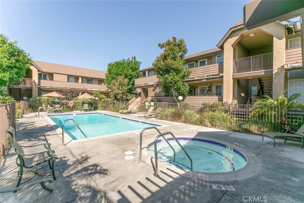 14839 Sherman Way 7 Van Nuys CA, 9140564089241827587120