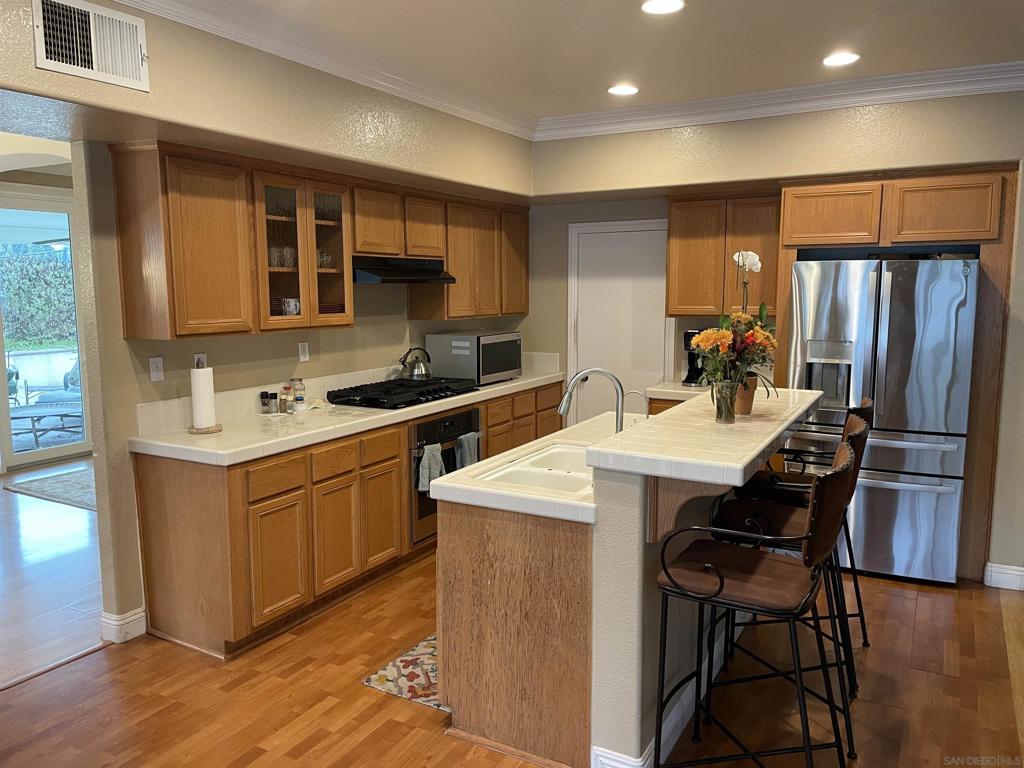 1109 Bells Drive Oceanside CA, 9205764132577157505122