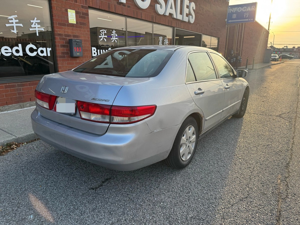 2003﻿ ﻿Honda﻿ ﻿Accord﻿ ﻿LX64110876158210122
