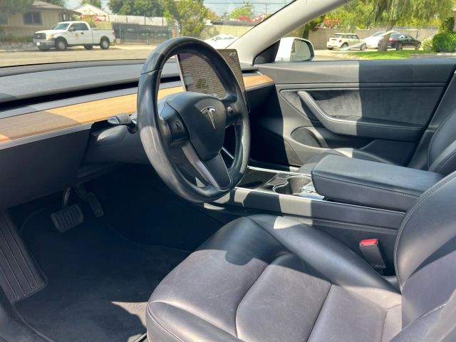 2018 TESLA MODEL 363778122693379122