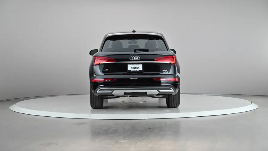 2022 Audi Q563516206644355123