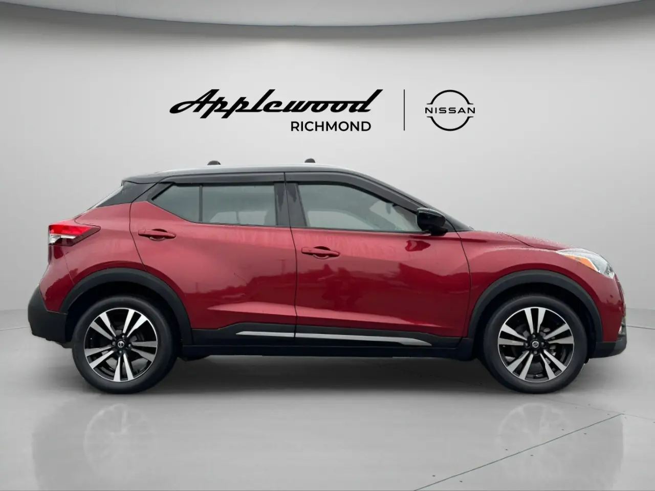 2020 Nissan® Kicks SR64113190924929125