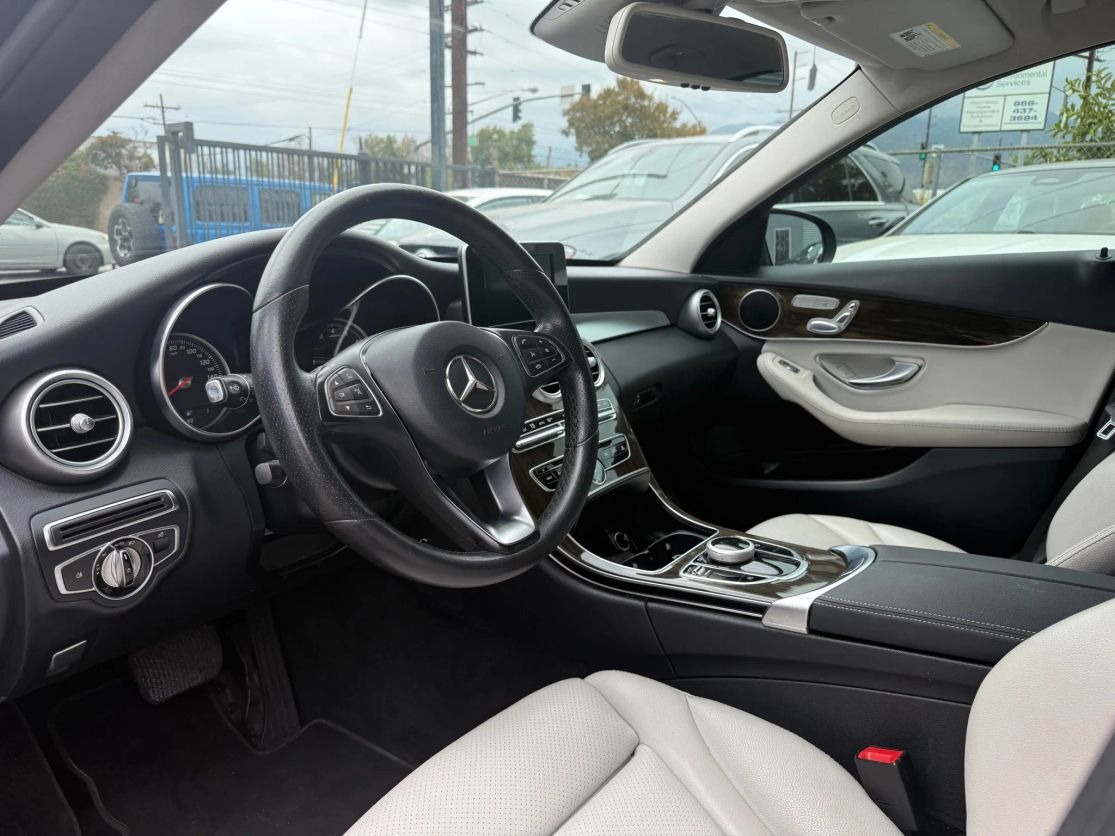 2017 MERCEDES-BENZ C-CLASS64035767373827128