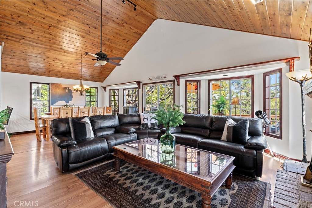 221 Grizzly Road, Lake Arrowhead CA, 9231764121969967234120