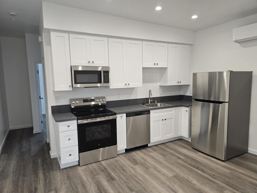4531 Esther Street San Diego CA, 9211563712339480449120