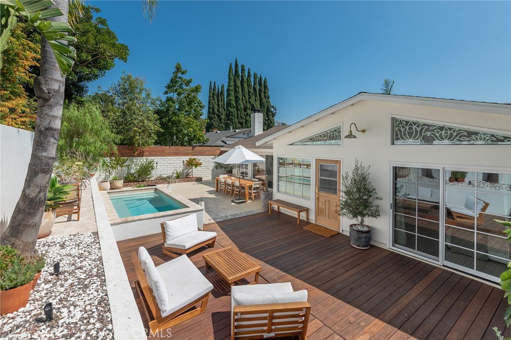 2043 Panamint Drive Glassell Park CA, 9006563812921996801120