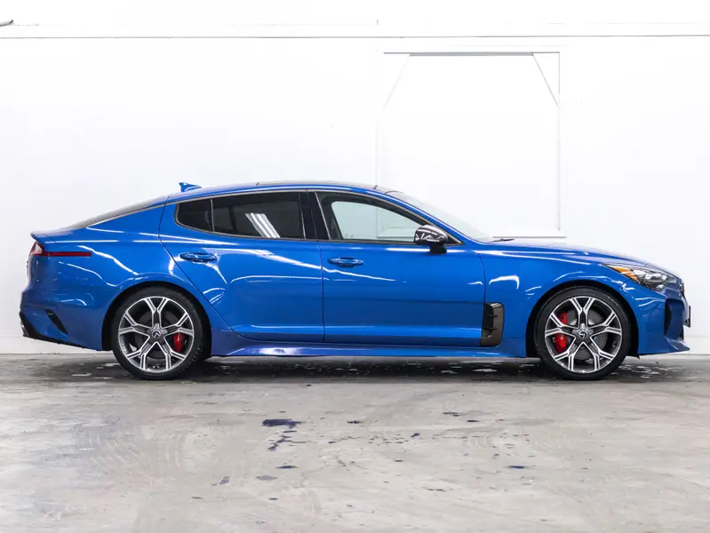 2020 Kia Stinger64742120901634121