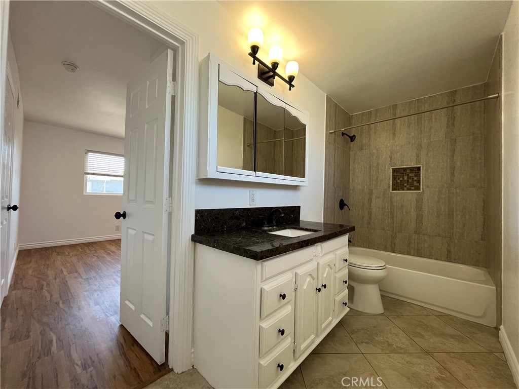 2476 Pierce Court Simi Valley CA, 9306563710469226369121