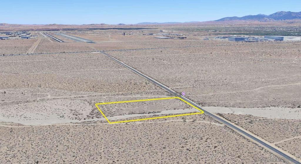 0 W AVE N Palmdale CA, 9355064576744119938120