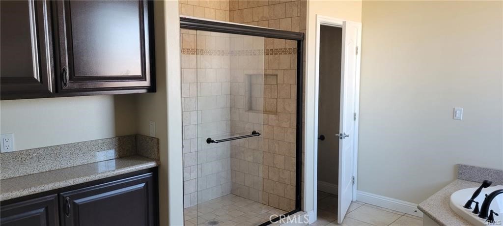 19015 Spalding Avenue Riverside CA, 9250863669179086851122