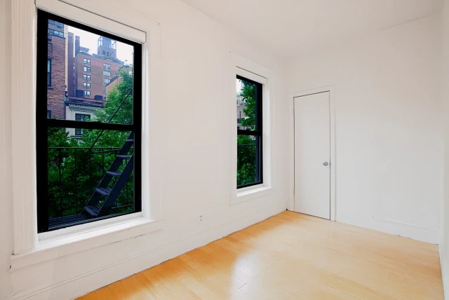 168 East 81st Street63654692181761122