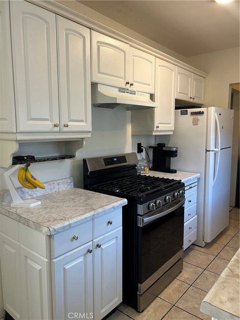 11945 168th, Artesia CA, 9070164099608958721121