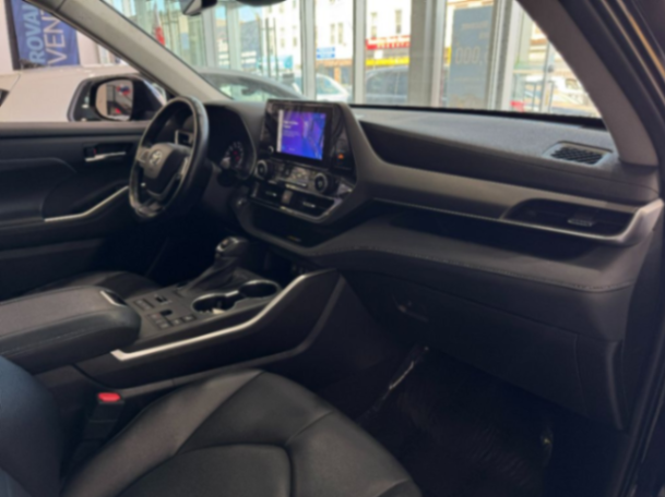 2023 TOYOTA HIGHLANDER XLE63334878263043121
