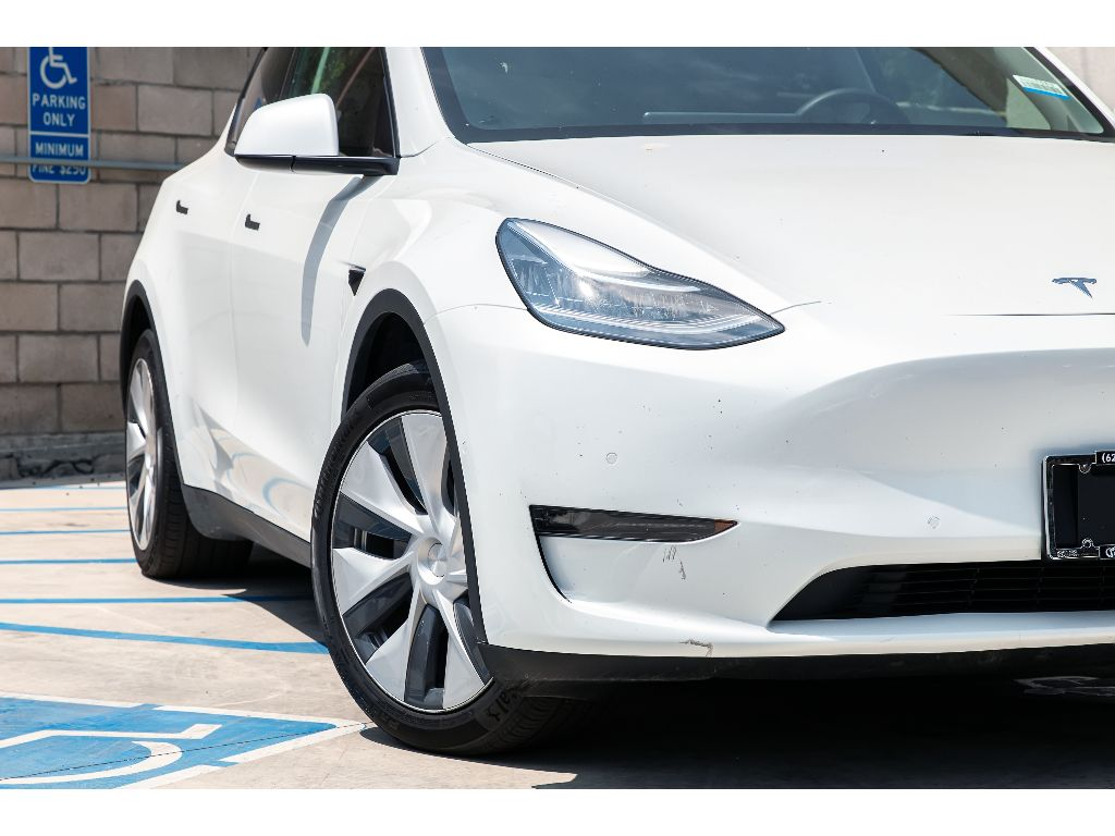 2021 TESLA MODEL Y LONG RANGE63334962355585124
