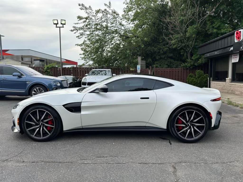 Pre-Owned 2019 Aston Martin Vantage Coupe 2D63282209706499122