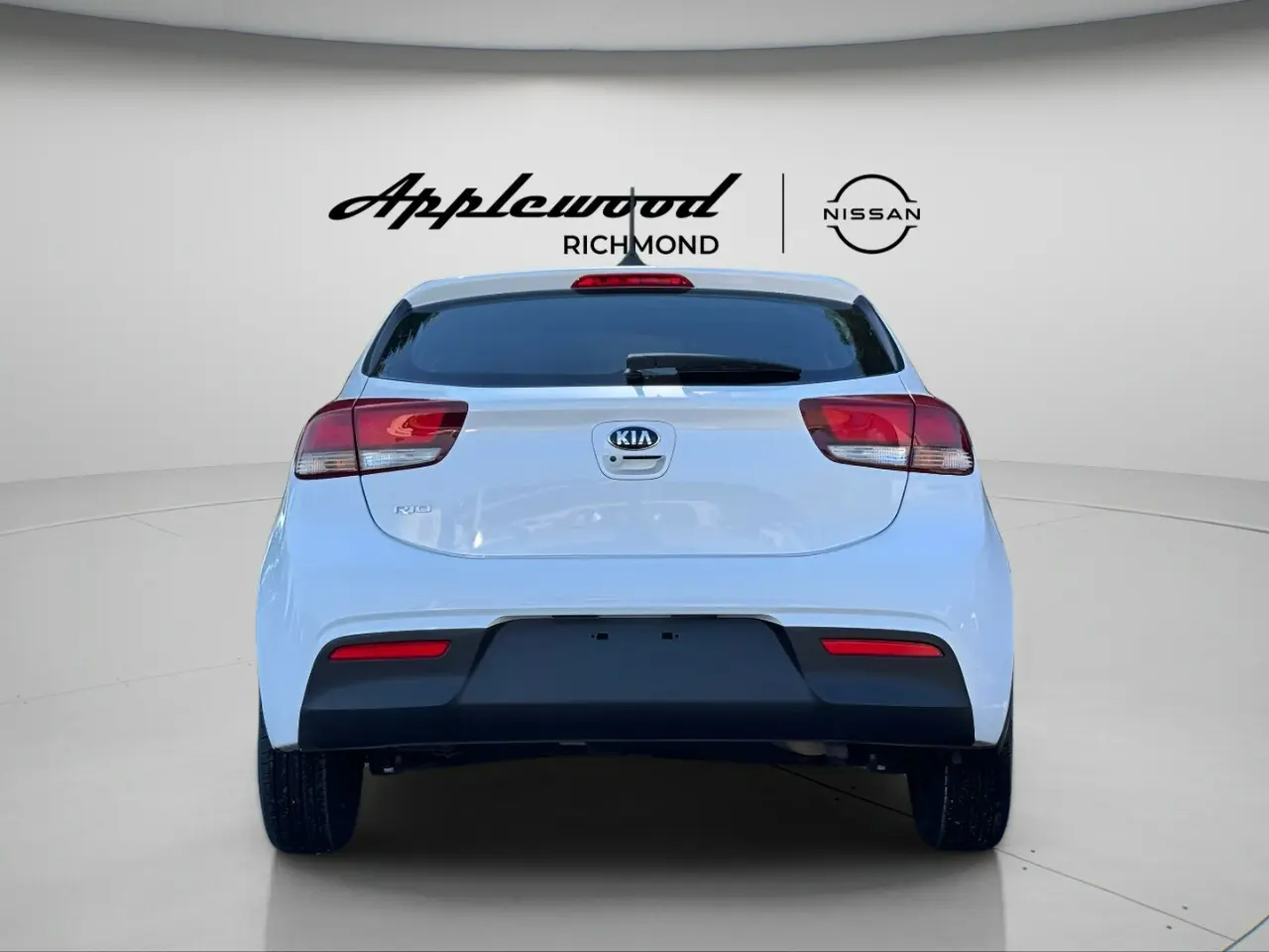 2018 Kia® Rio 5-puertas LX • 96,880 kilómetros64112566340353124
