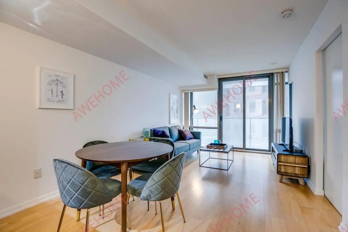 Bay and College - 1 Bedroom Suite63746370884611121