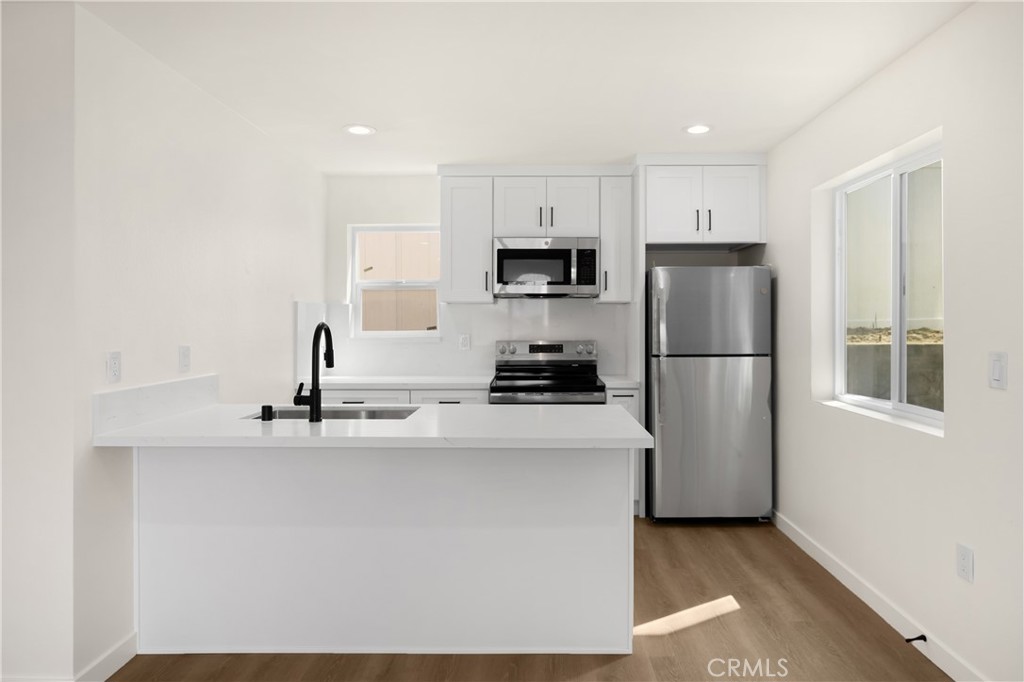 $3,450/mes 102 E Avenida San Gabriel B San Clemente CA, 9267264098597609219122