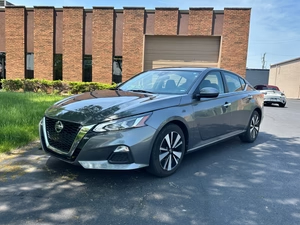 2022 Nissan Altima SV 4D Sedan