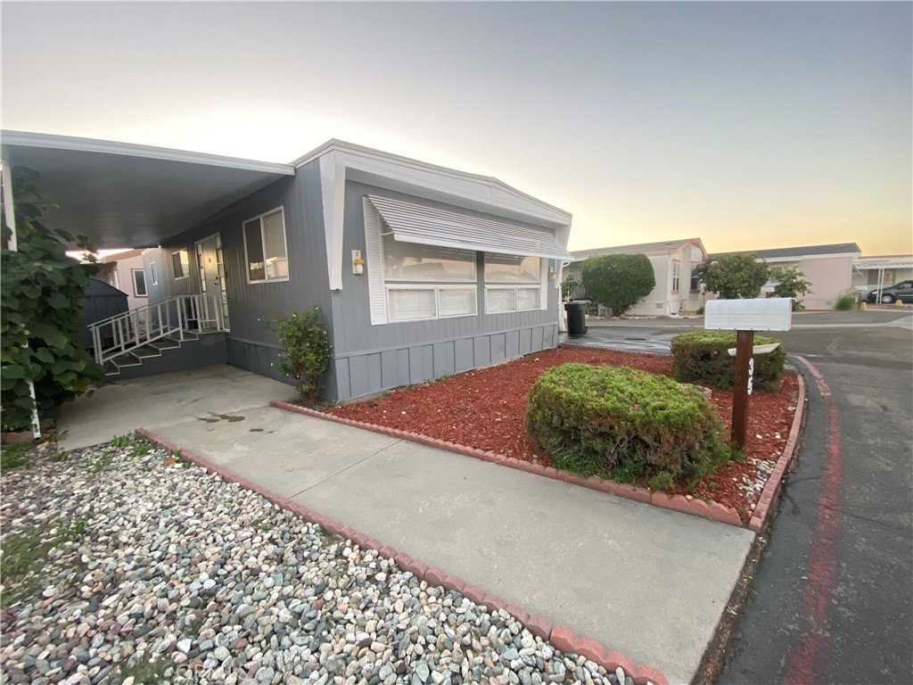 35 Orange Via Anaheim CA, 9280164067092773378120
