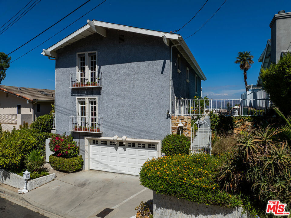 20967 Bandera Street, Woodland Hills CA, 9136463602210239489121