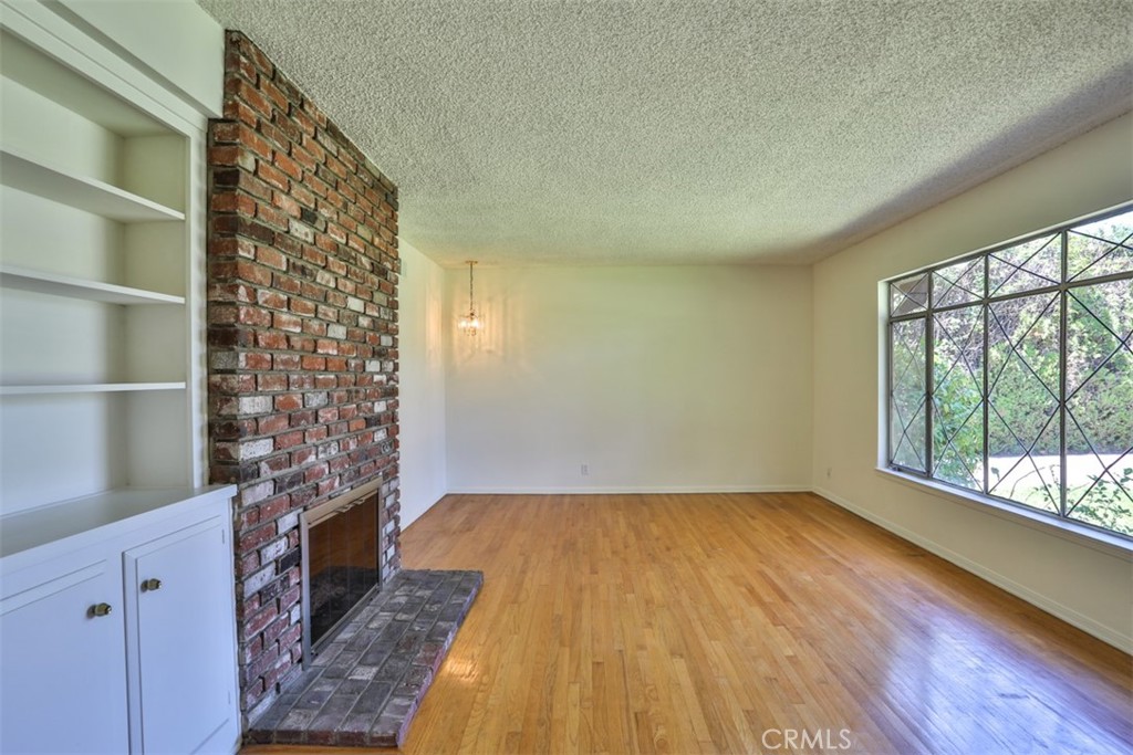 4700 Warner Avenue 1, Huntington Beach CA, 9264963637896005123122