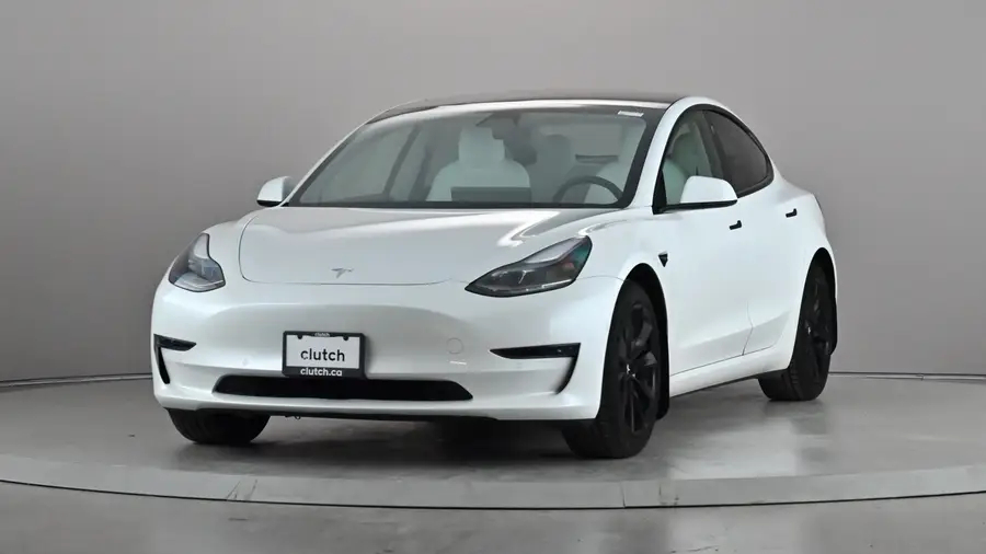 2021 Tesla Model 364565603716483121