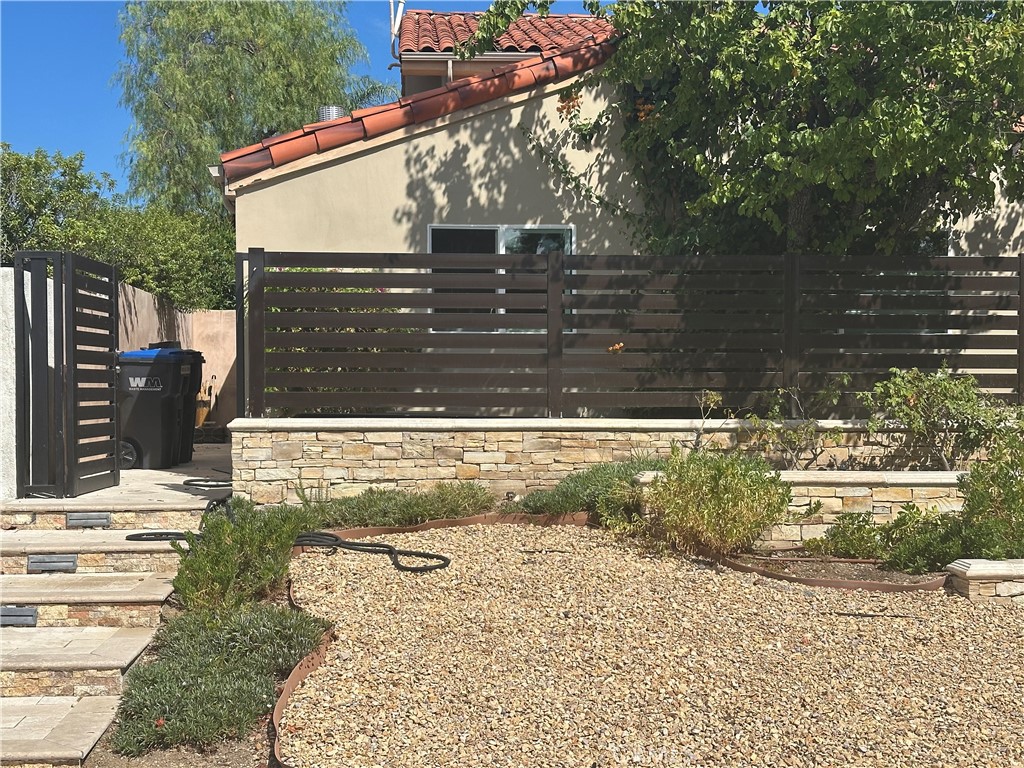 $3,300/month 23207 Park Esperanza B Calabasas CA, 9130264134890419843122