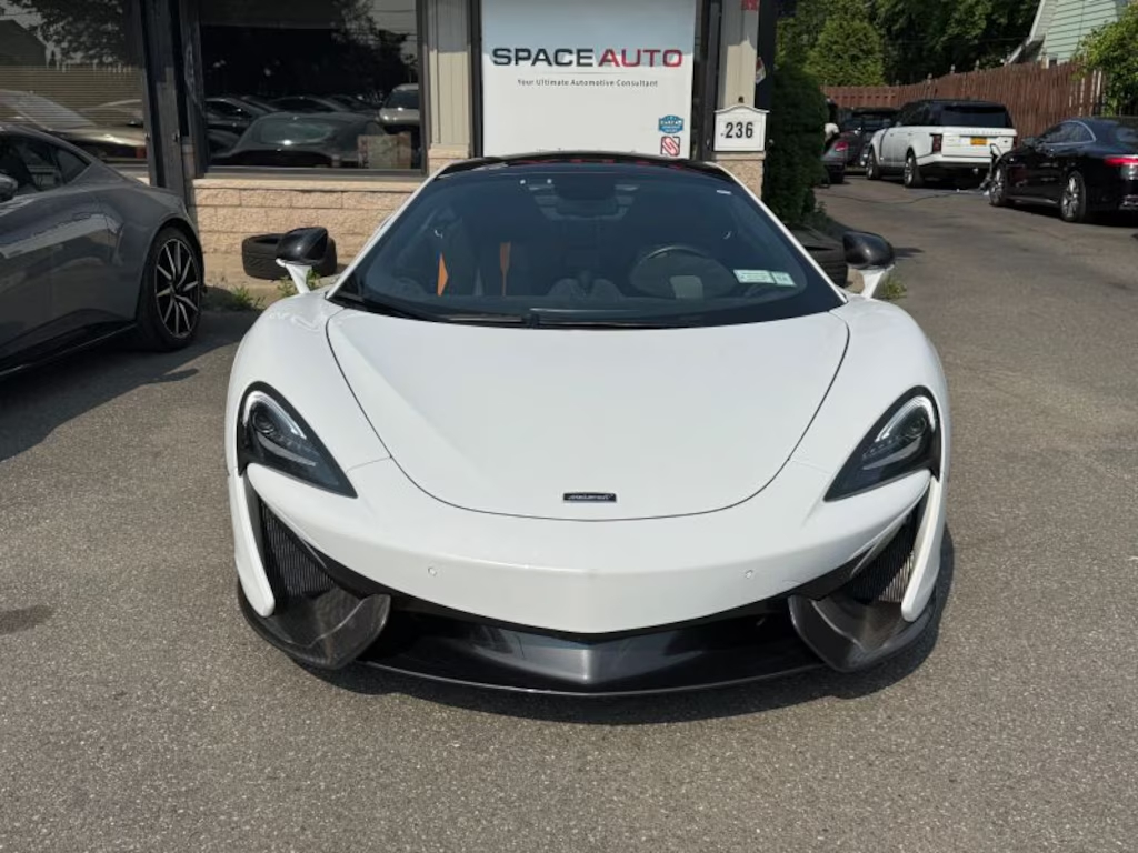 Pre-Owned 2017 Mclaren 570GT Coupe 2D632824645623071211