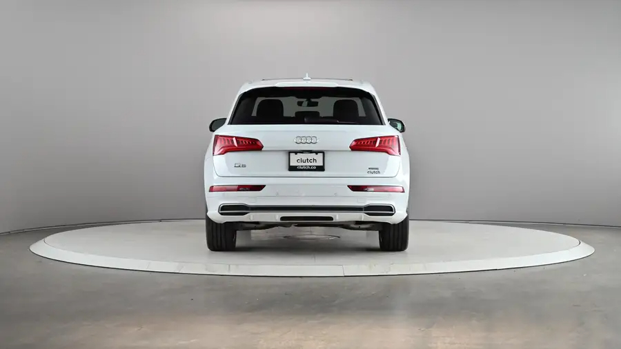 2019 Audi Q564067845863811122