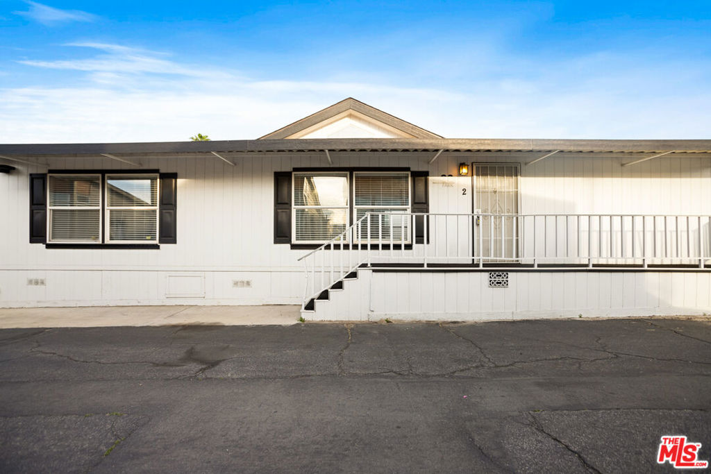 10711 Sherman Grove 36, Sunland CA, 9104063713399988355122