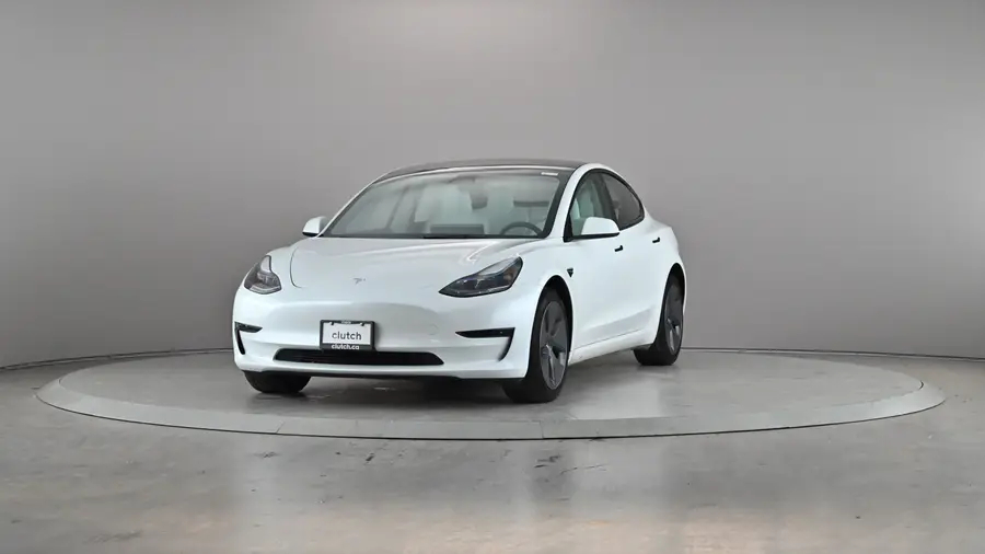 2023 Tesla Model 364551903679362121