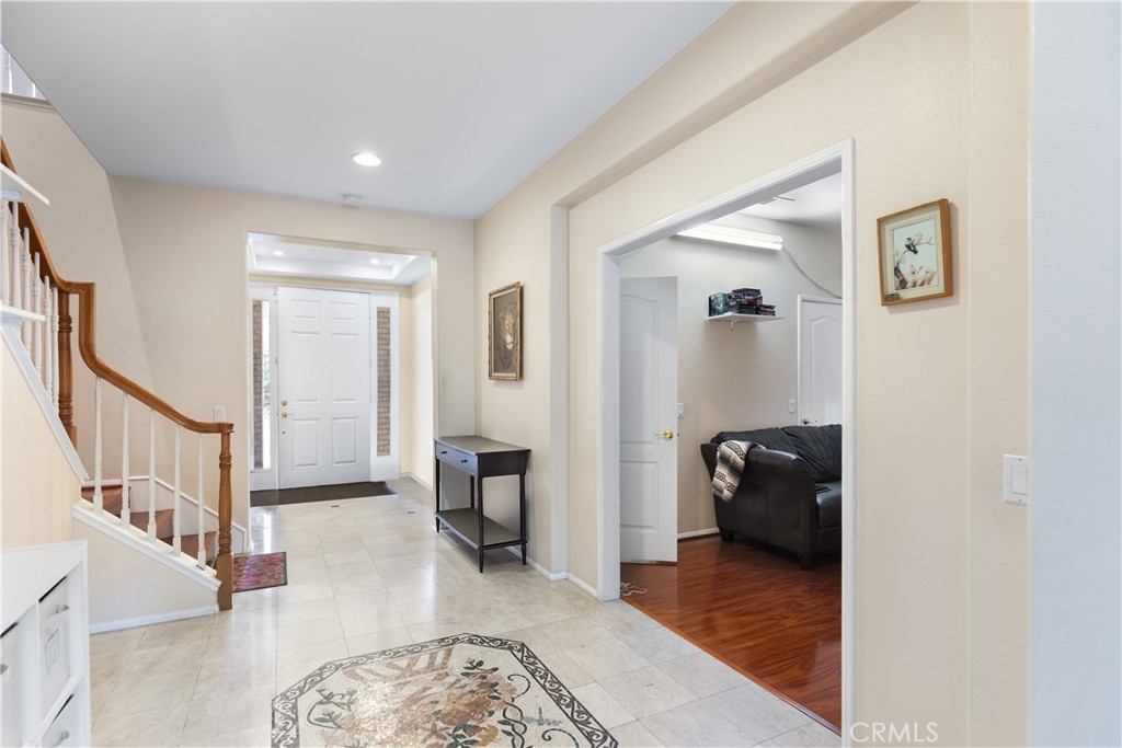 1285 N Fairbury Anaheim Hills CA, 9280764098775436162120