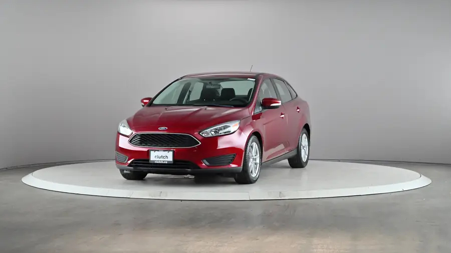 2017 Ford Focus64064829348225122