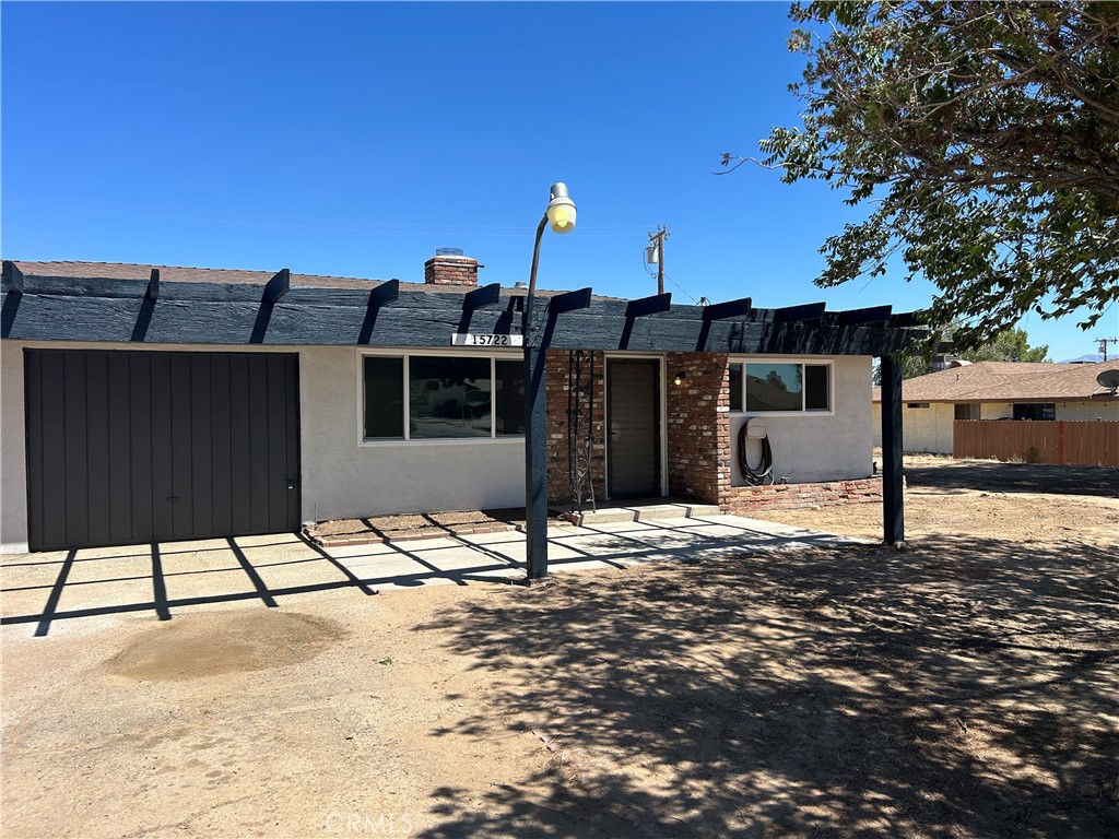$1,450/month 15722 Sago Apple Valley CA, 9230764112650980354122
