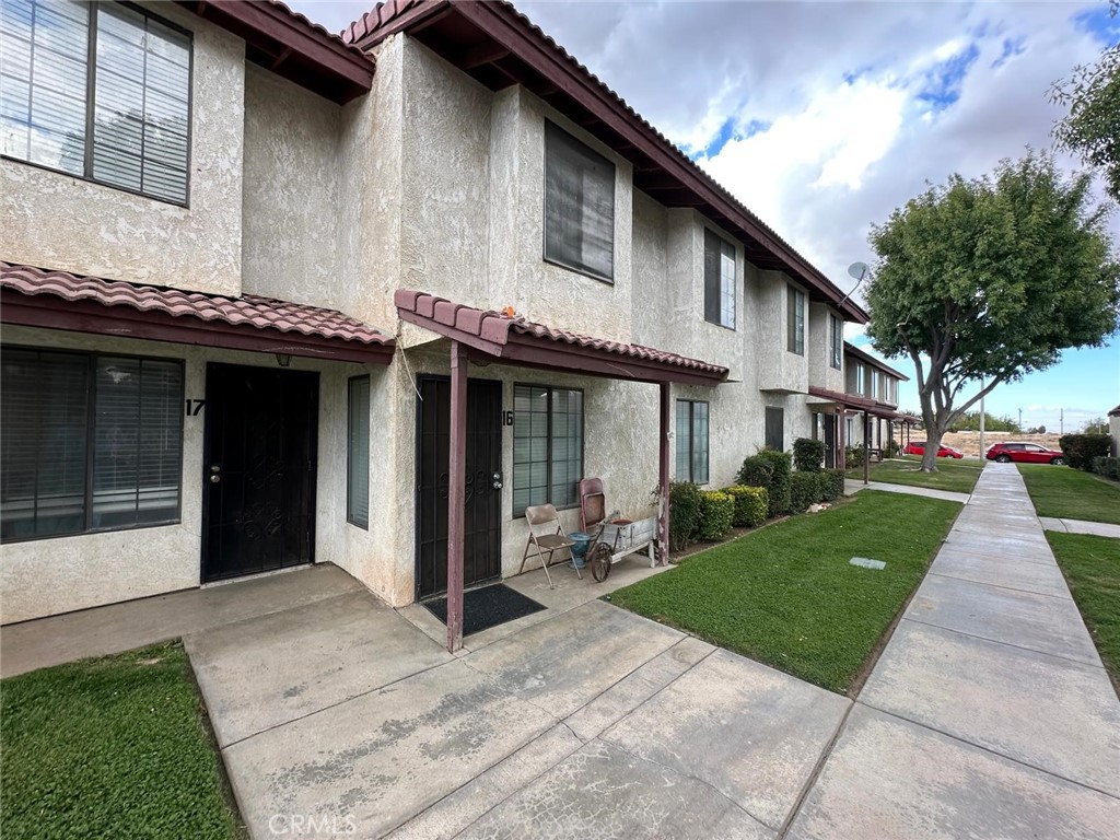 38550 22nd E Palmdale CA, 9355064090579798403120