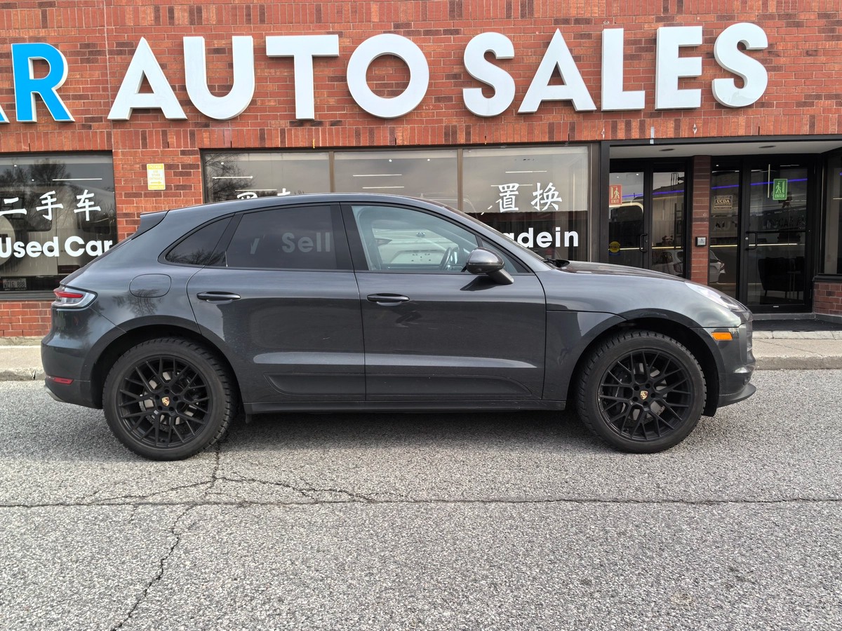 2021 Porsche Macan Base64158499451649122