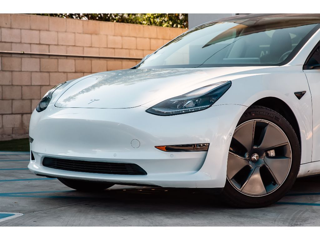 2021 TESLA MODEL 3 RANGO ESTÁNDAR PLUS63324336458243123