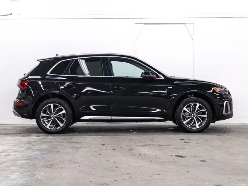 2022 Audi Q564773635246466122