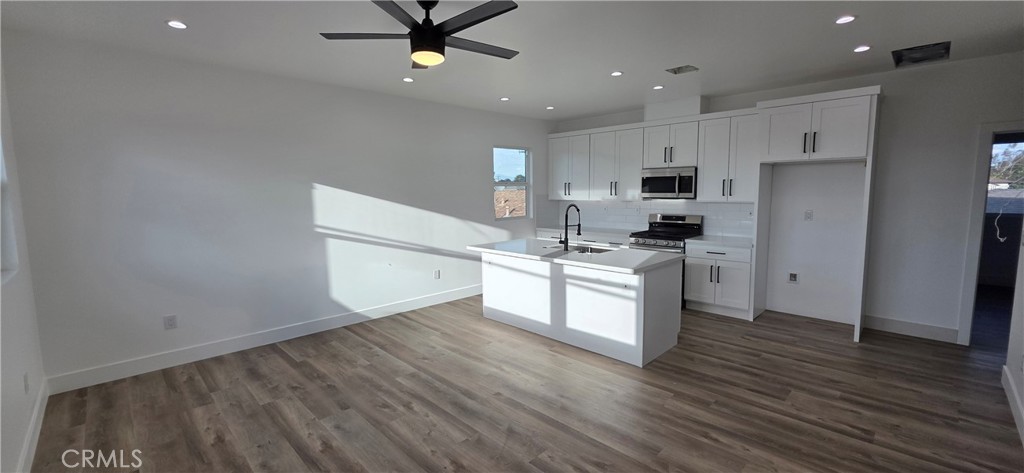 $3,650/month 4705 Lakewood 2 Lakewood CA, 9071264098395335171121
