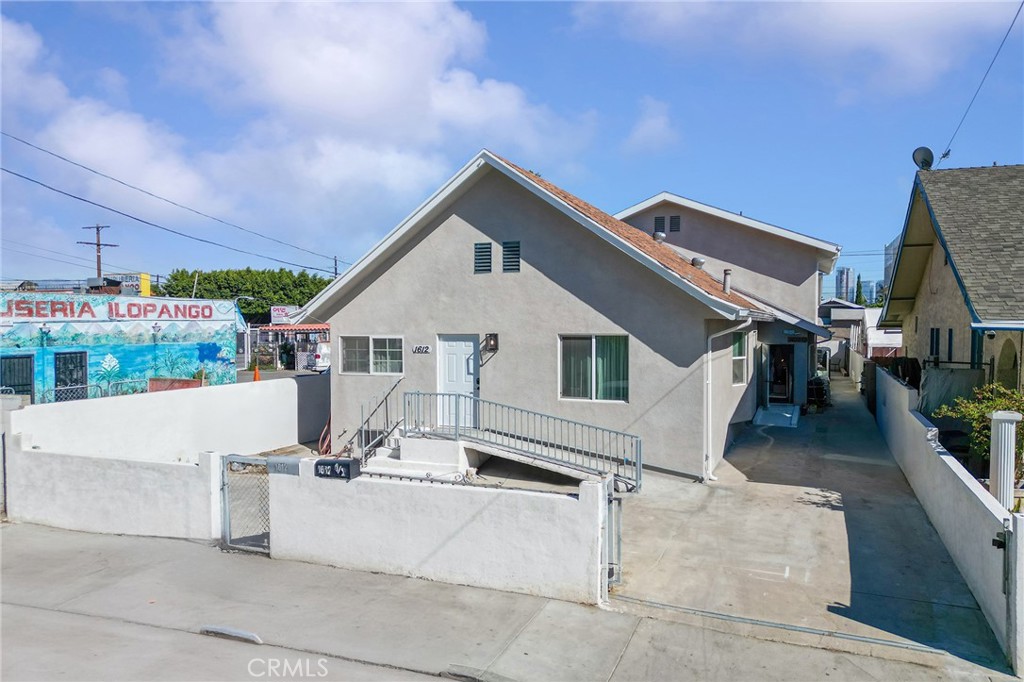 1612 1612 1/2 S Berendo Street Los Angeles CA, 9000664131026511618120