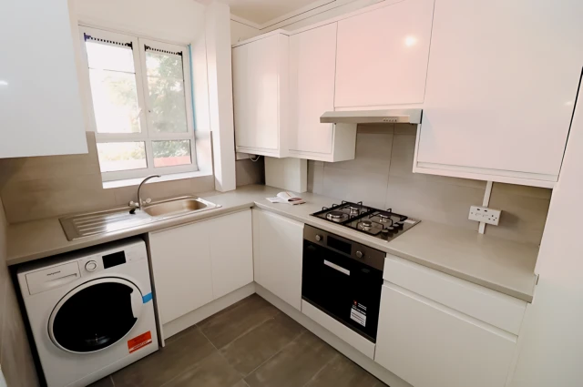 Studio Havelock Close, India Way 26385#, London