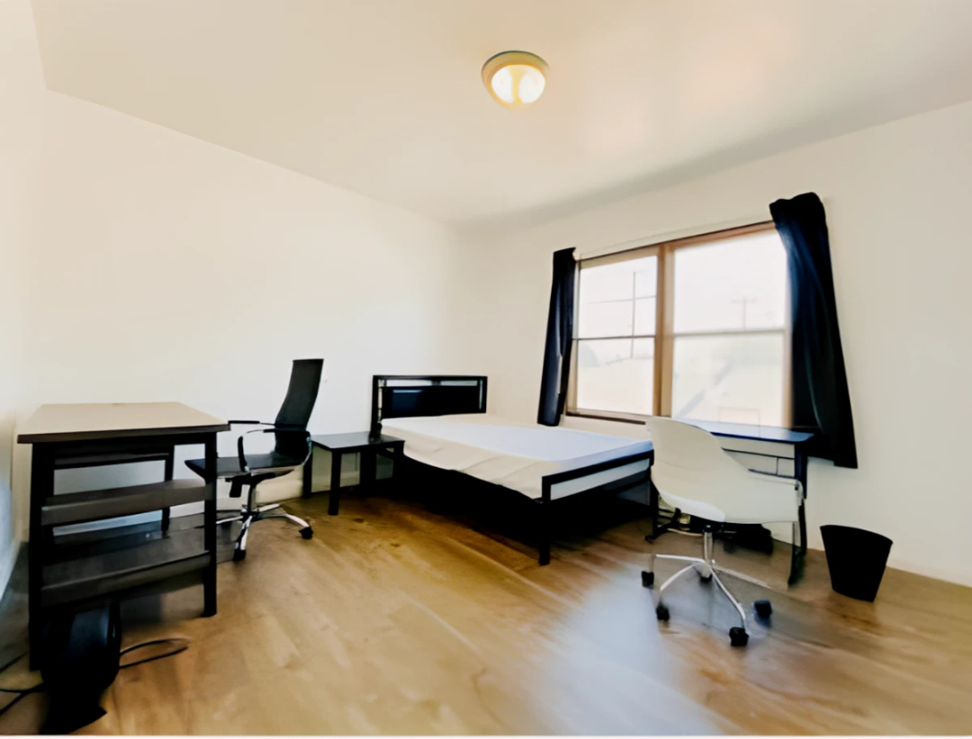 2020 Cloverfield Blvd #663399838053635120