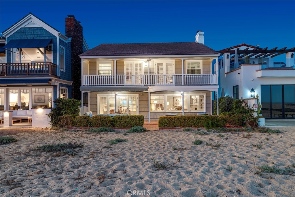 1516 E Oceanfront, Newport Beach CA, 9266163623818570883121