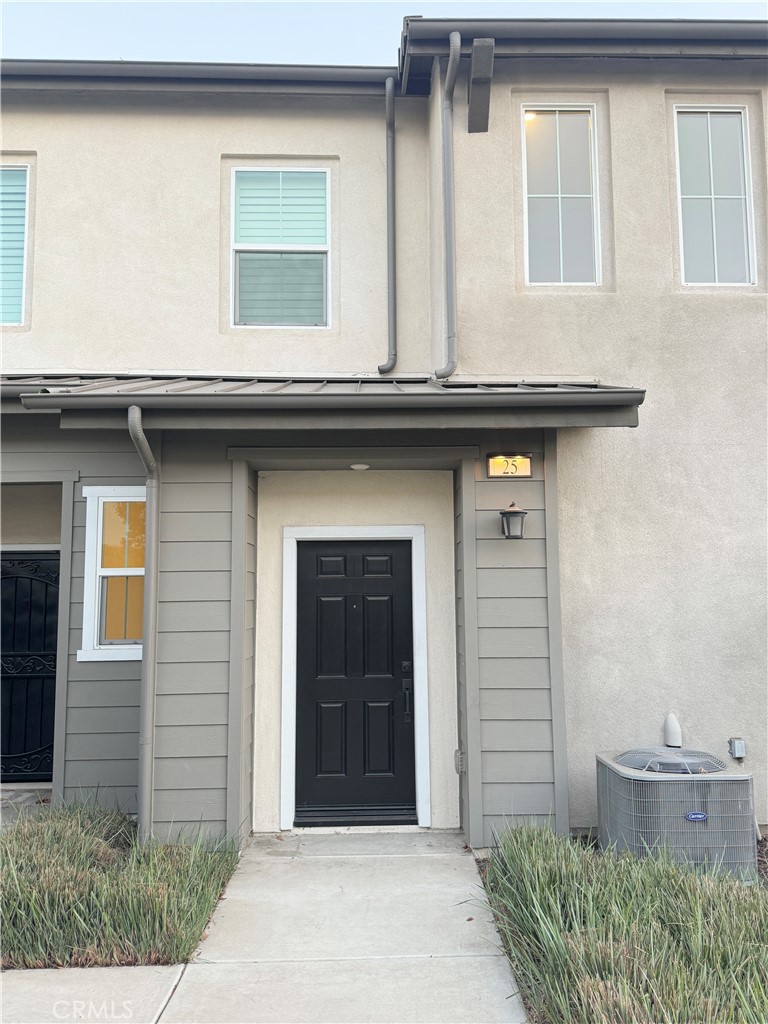 2333 S Via Esplanade 25, Ontario CA, 9176263734921974275121