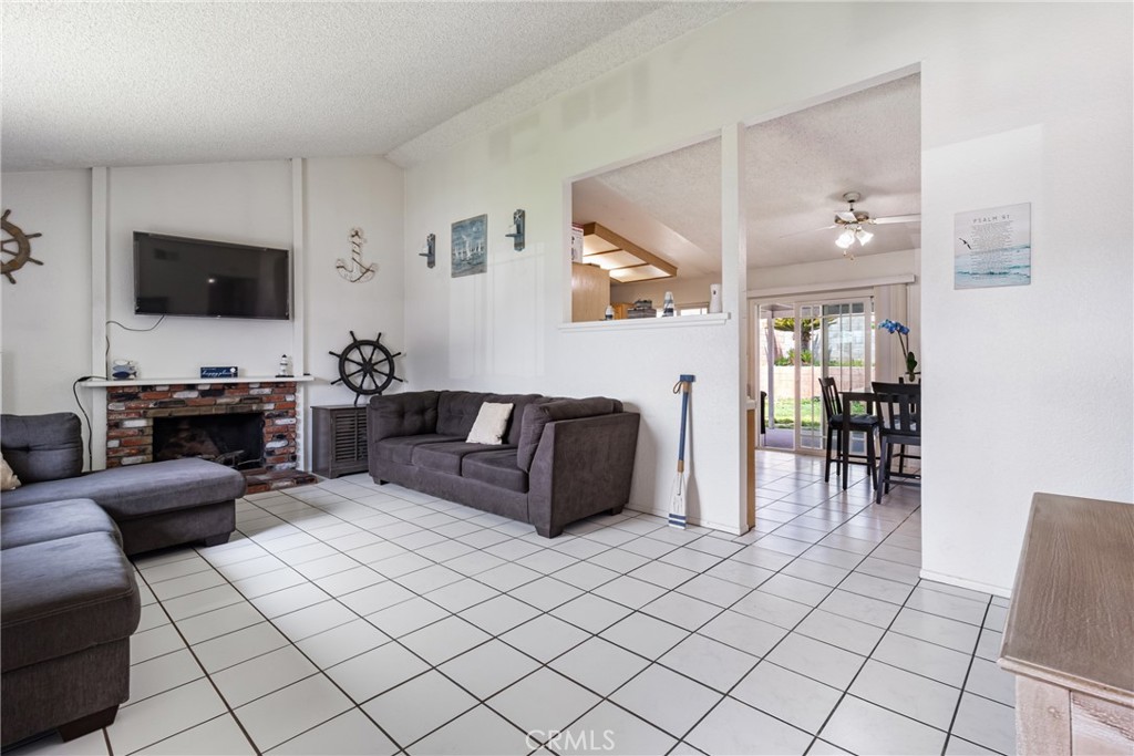 9684 Hemlock Street Rancho Cucamonga CA, 9173063669408940161121