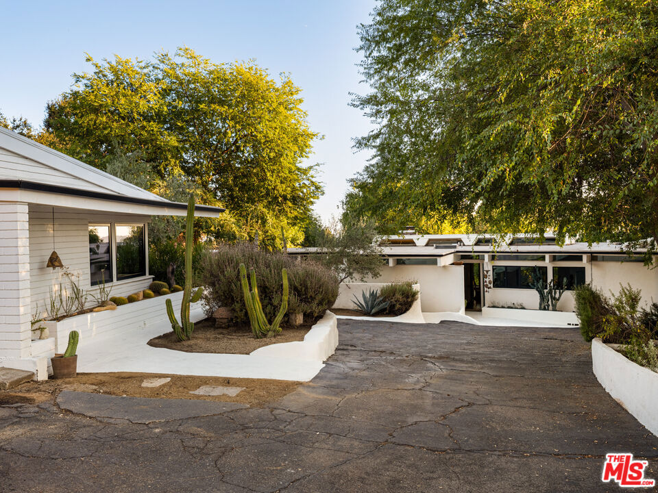 176 Jaxine Drive, Altadena CA, 9100164129859937410120